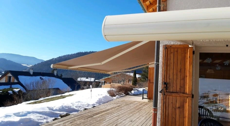 VERCORS_STORES_ET_FERMETURES_Pose_Installation_Grenoble_Vercors_Pays_Voironnais