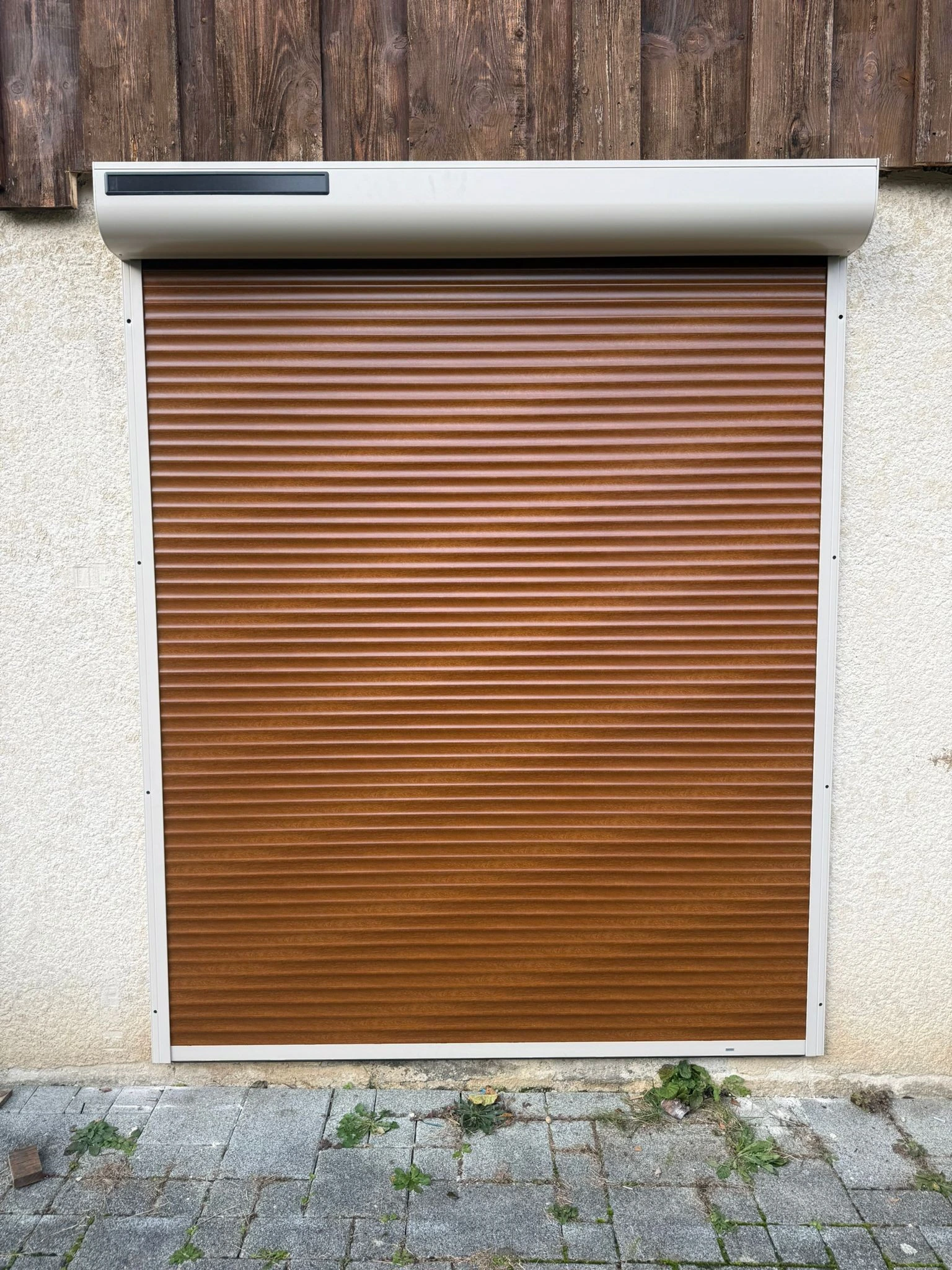 VERCORS_STORES_ET_FERMETURES_Pose_Installation_Grenoble_Vercors_Pays_Voironnais